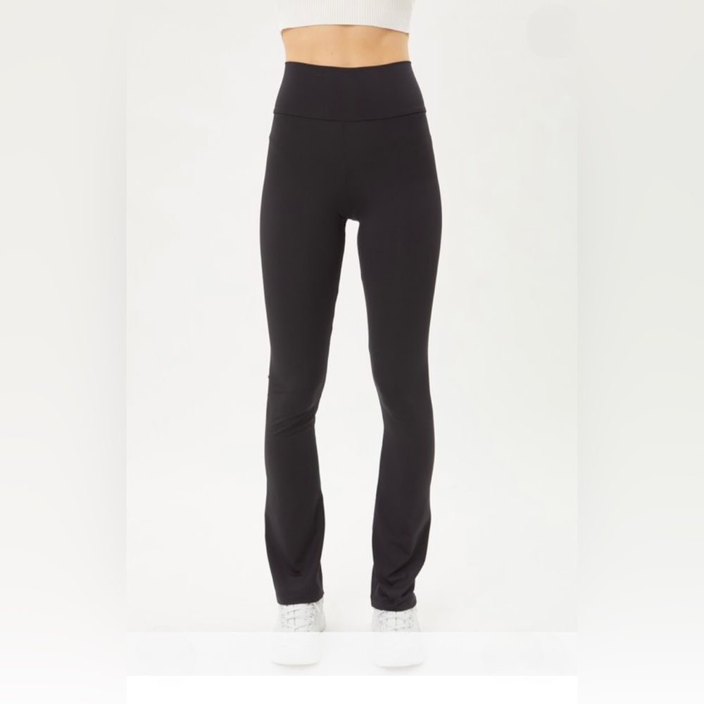Buttery Soft Flare Leggings Seamless High Waist Stretch Activewear Black